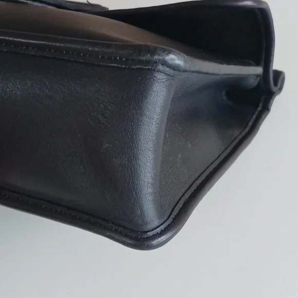 Vintage Coach Willis Bag #9927 - Picture 7 of 16